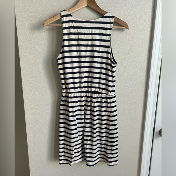 H&M Dress - Picture 4 of 5